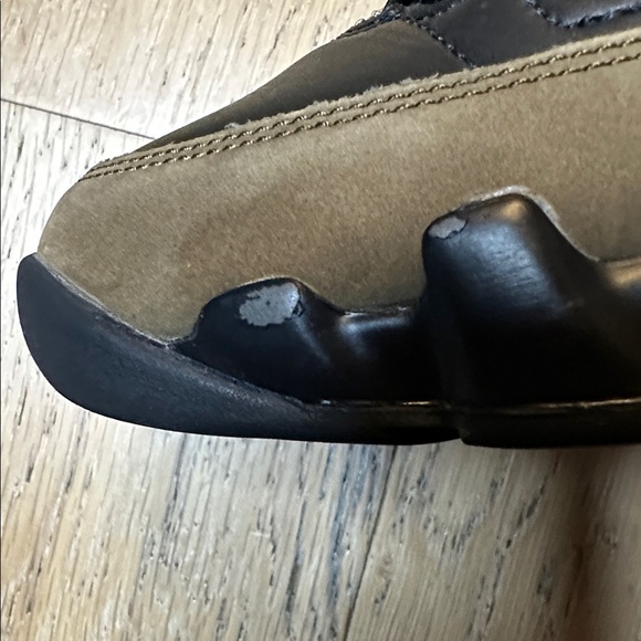 RETRO JORDAN 9- black and olive - Picture 5 of 7